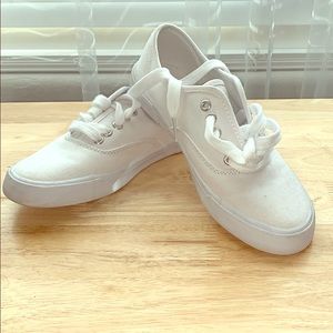 White Canvas Tennis Shoes